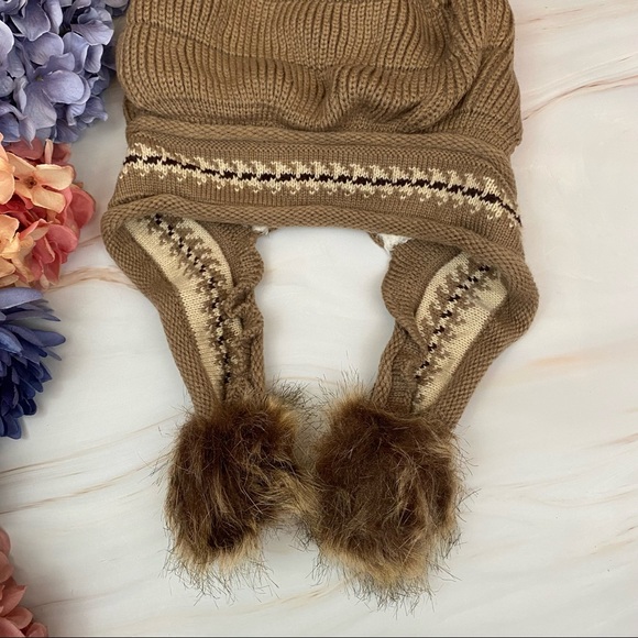 Chic Khaki Fleece Lined Beanie with Fur Pom Poms & Fingerless Gloves - Picture 10 of 16